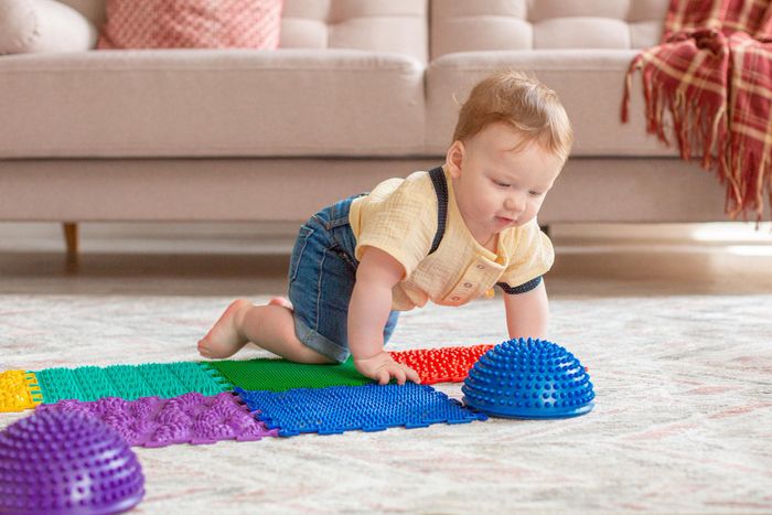 tapis-jeu-bebe-age