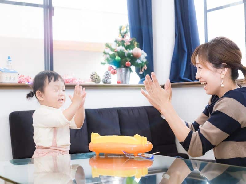 chanter avec bebe quelles chansons faire avec un bébé de 12 mois ?