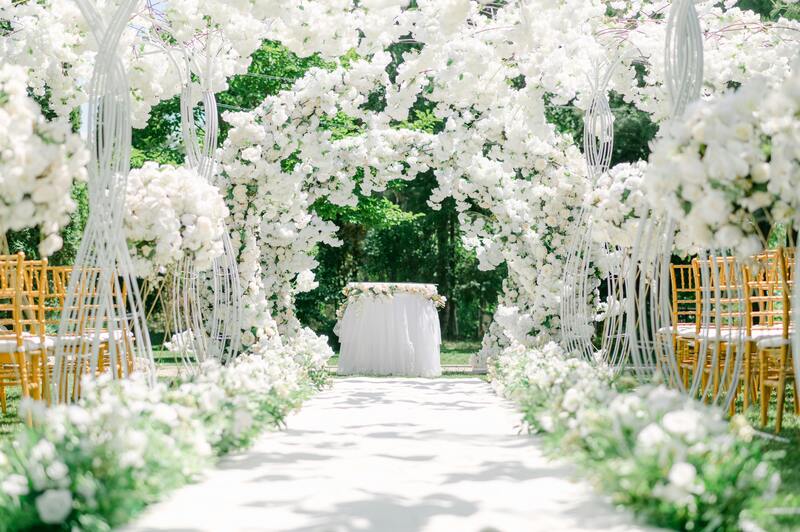 arche de mariage tout blanc